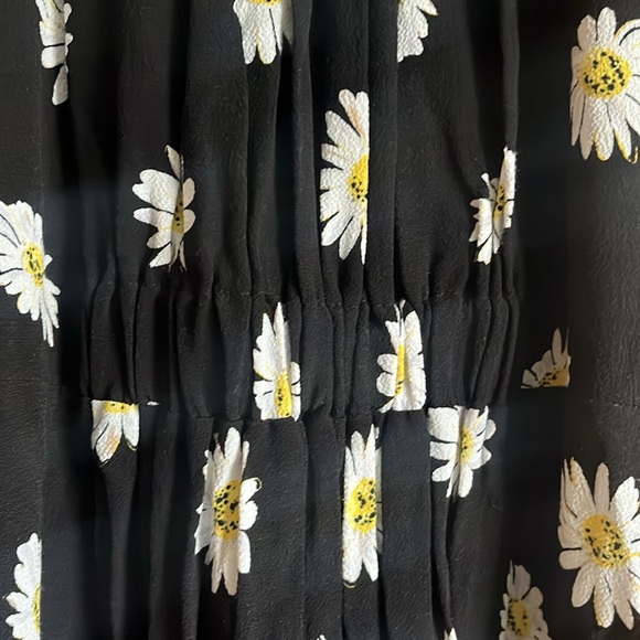 Kate Spade Black Tie High Neck Dress w/ Daisies & Cinched Waist Size 4 - Picture 6 of 9